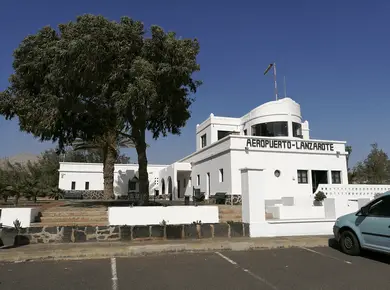 Lanzarote Arrecife Aparcamiento en el Aeropuerto Logo
