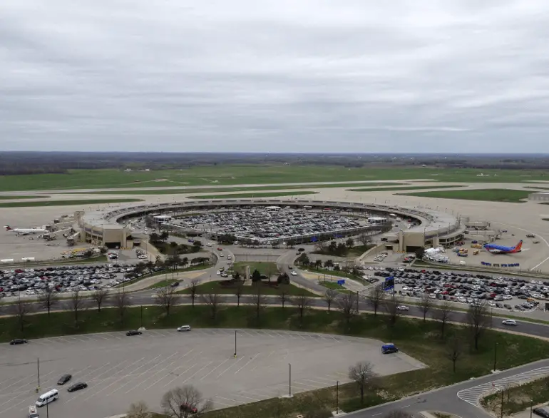 kansas city airport economy parking c logo