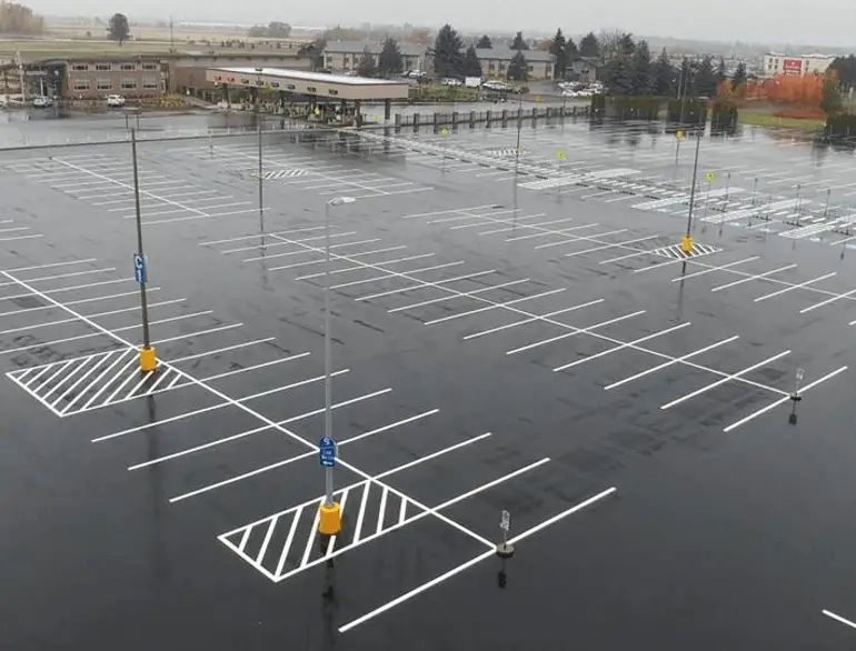 airport concourse c parking spokane logo1