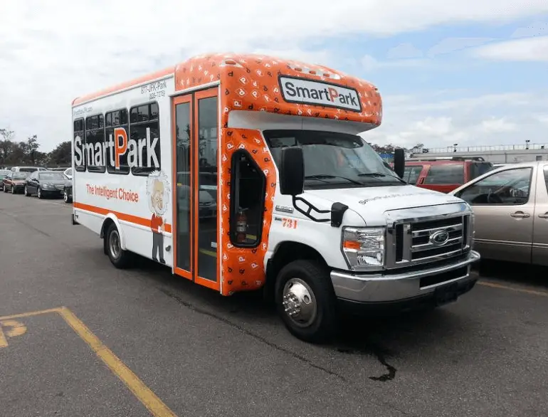 Smart Park LGA Airport Parking