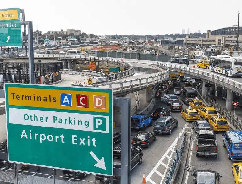 hourly parking new york logo