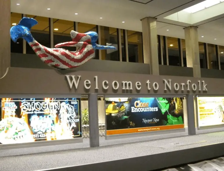 norfolk international airport parking east lot logo1