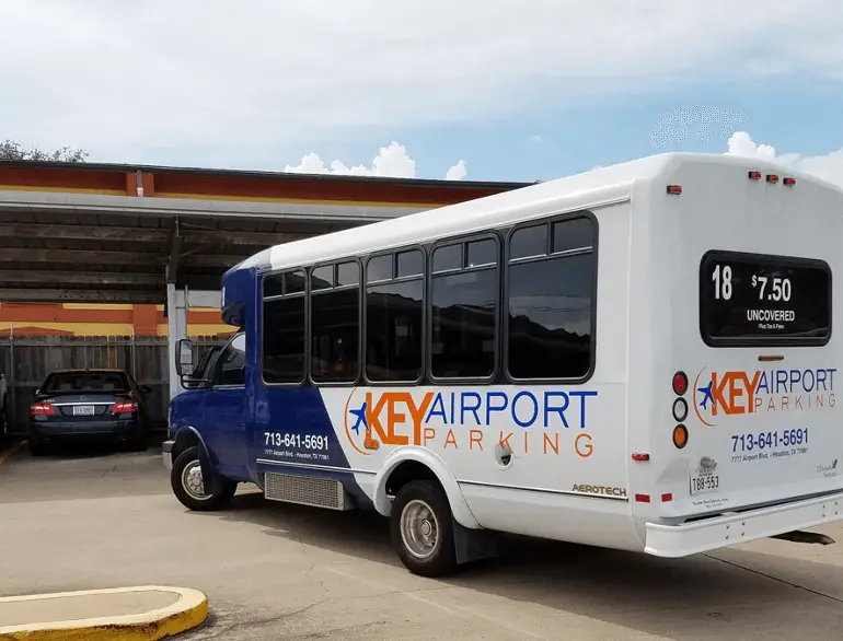 houston key airport parking  logo1