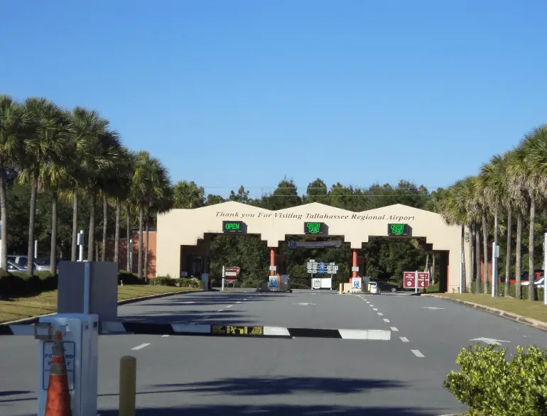 tallahassee valet airport parking logo