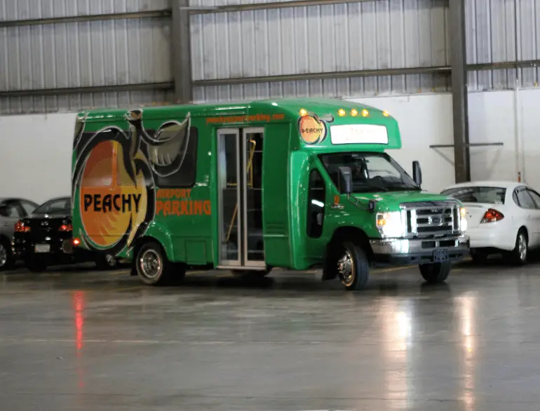 atlanta peachy airport parking logo2