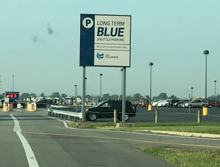 columbus blue long term shuttle lot airport parking logo1